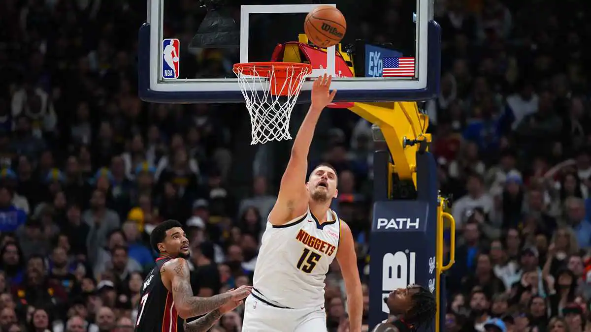 NBA.. ميامي هيت يكتسح هورنتس في دوري السلة الأمريكي