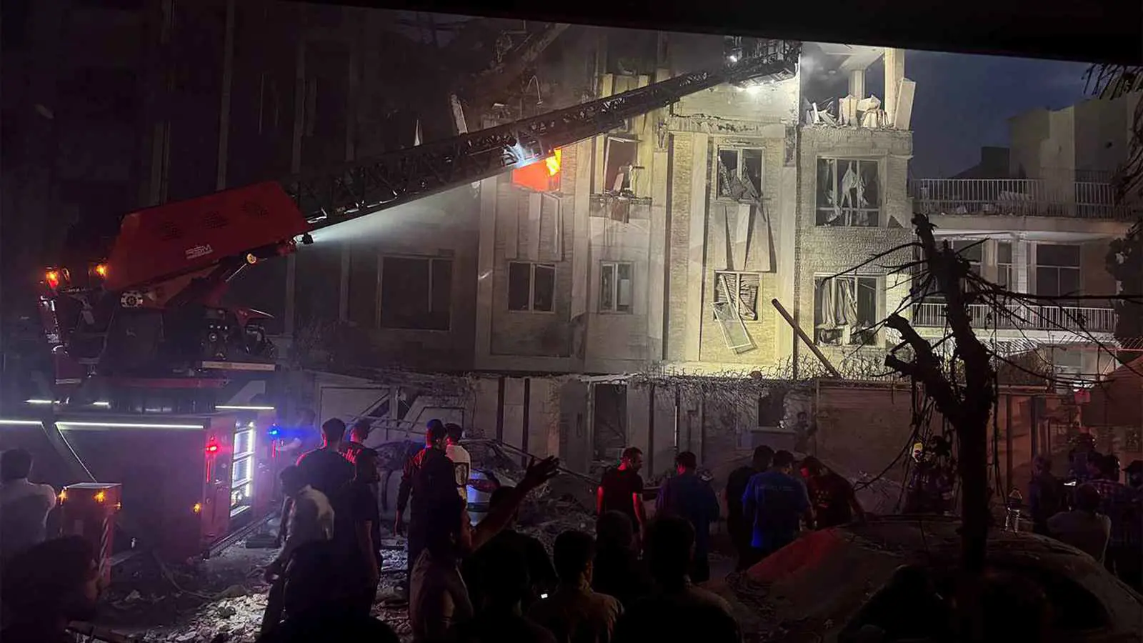 إيران تعلن ارتفاع حصيلة قتلى الهجمات الإسرائيلية إلى 935