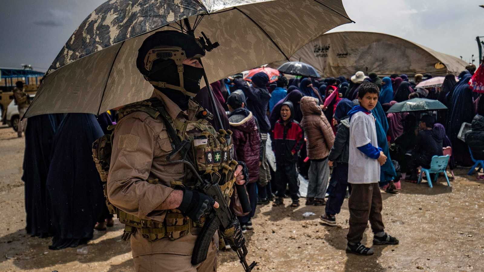 الحكومة السورية تشدد على رفض احتفاظ قوات "قسد" الكردية بالسلاح