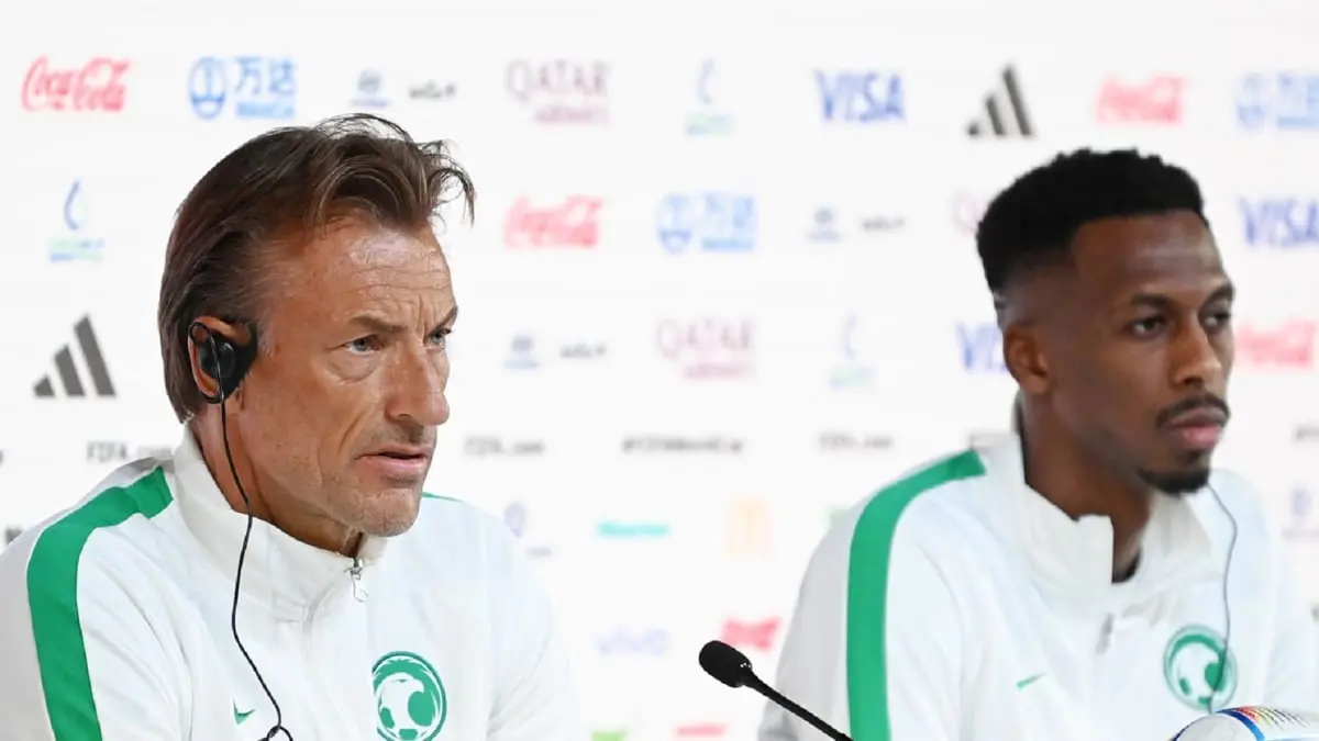 رينارد ينفي تقدمه للأندية السعودية بطلب تسهيل انتقال اللاعبين للخارج