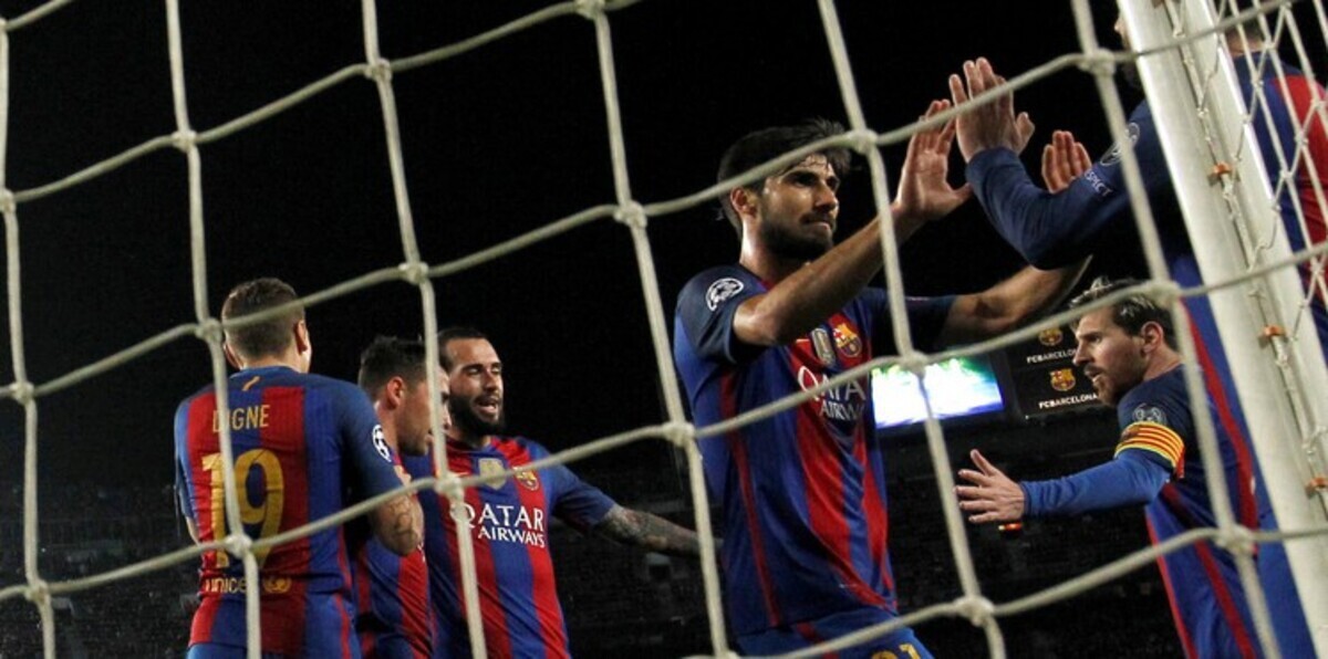 نفاد تذاكر مباراة الأهلي السعودي وبرشلونة