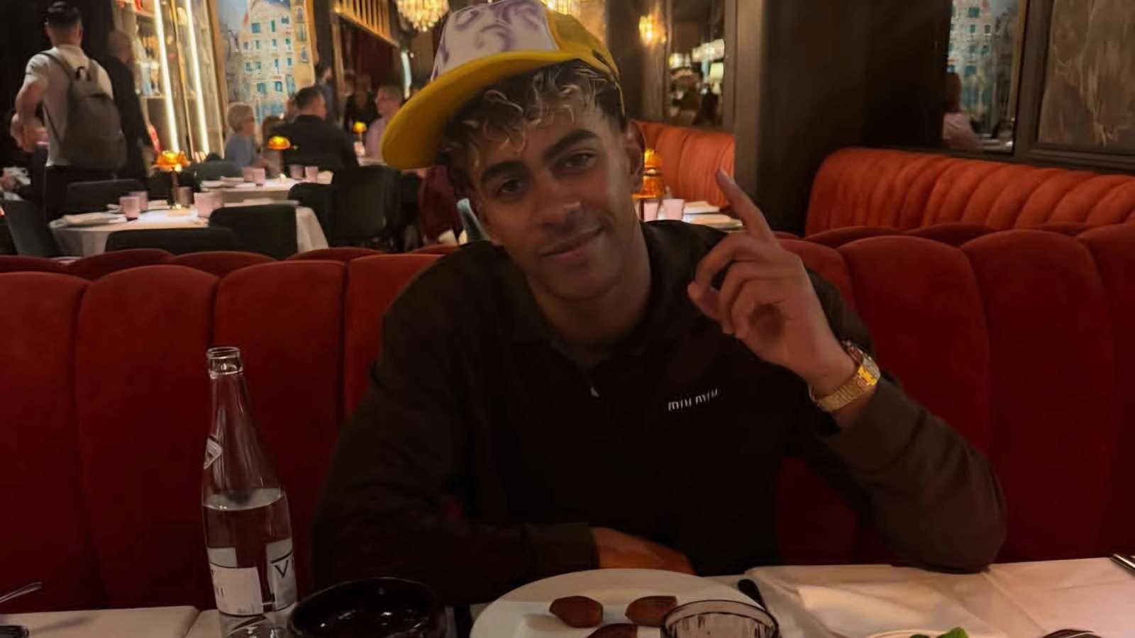 3 تمرات ووجبة ضخمة.. لامين يامال ينشر صورة إفطاره بعد الهاتريك (صورة) 