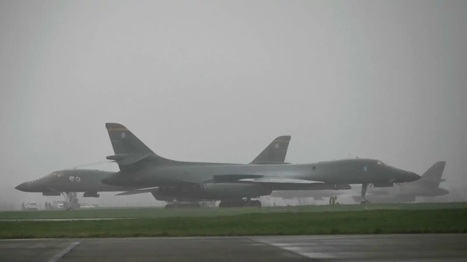 الجيش الأمريكي يبدأ استخدام قواعد بريطانية لمواجهة إيران