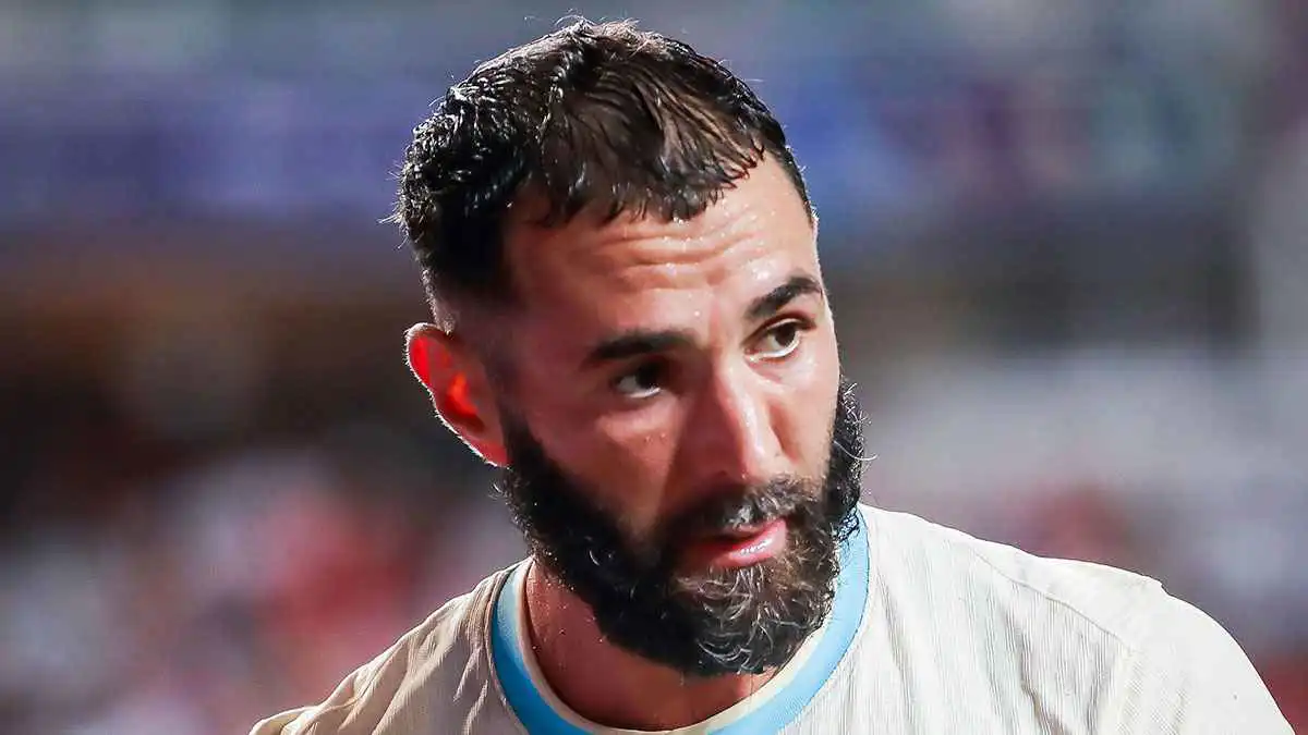 يشعر بالخداع.. سر غضب كريم بنزيما ورفضه اللعب ضد الفتح