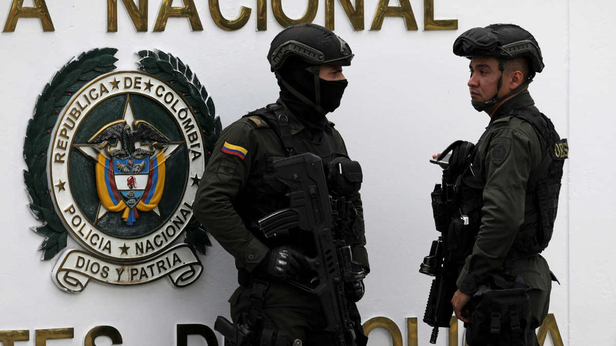 الشرطة الكولومبية تحبط عملية لاغتيال زعيم فارك