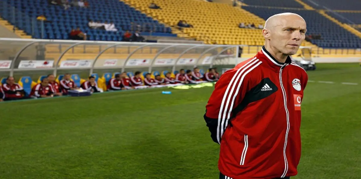 مدرب منتخب مصر السابق مرشح لقيادة الأهلي المصري