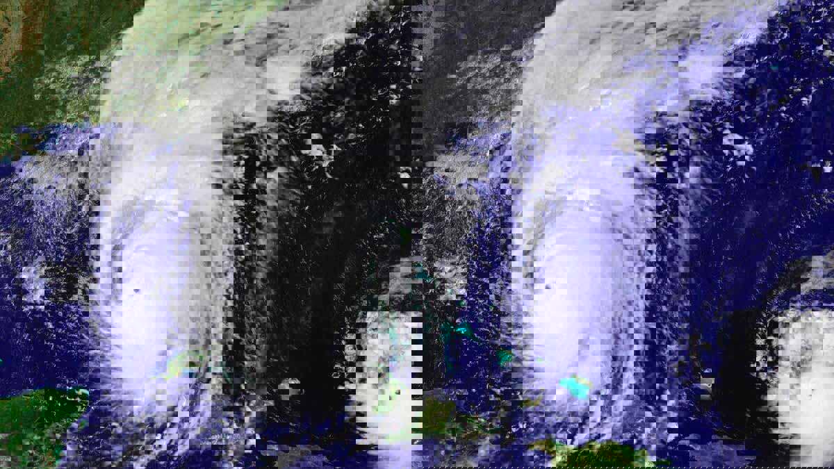 الهند تجلي مئات الآلاف مع اقتراب إعصار "فايو"‎