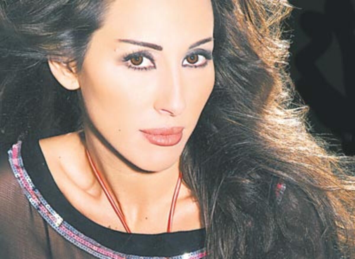 ورد الخال: لا أمانع أن أكون الزوجة الثانية