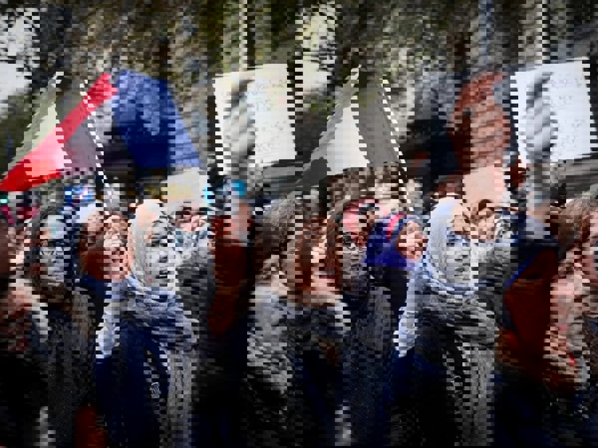 حذروا من "طوفان".. قلق وترقب بين مسلمي وعرب فرنسا عشية الانتخابات التشريعية