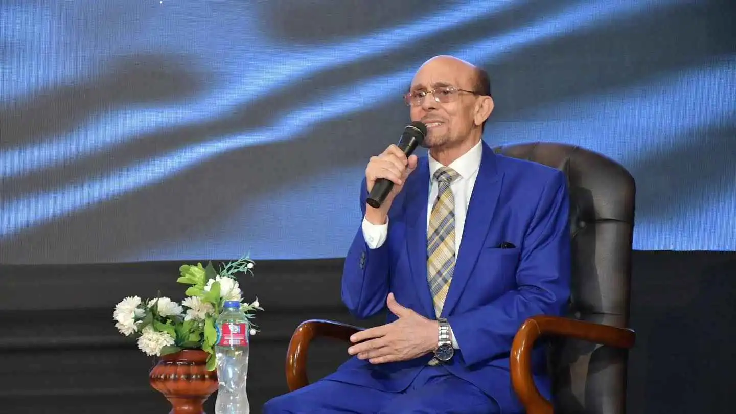 اتحاد المبدعين العرب يكرم محمد صبحي.. وإلهام شاهين تهنئه