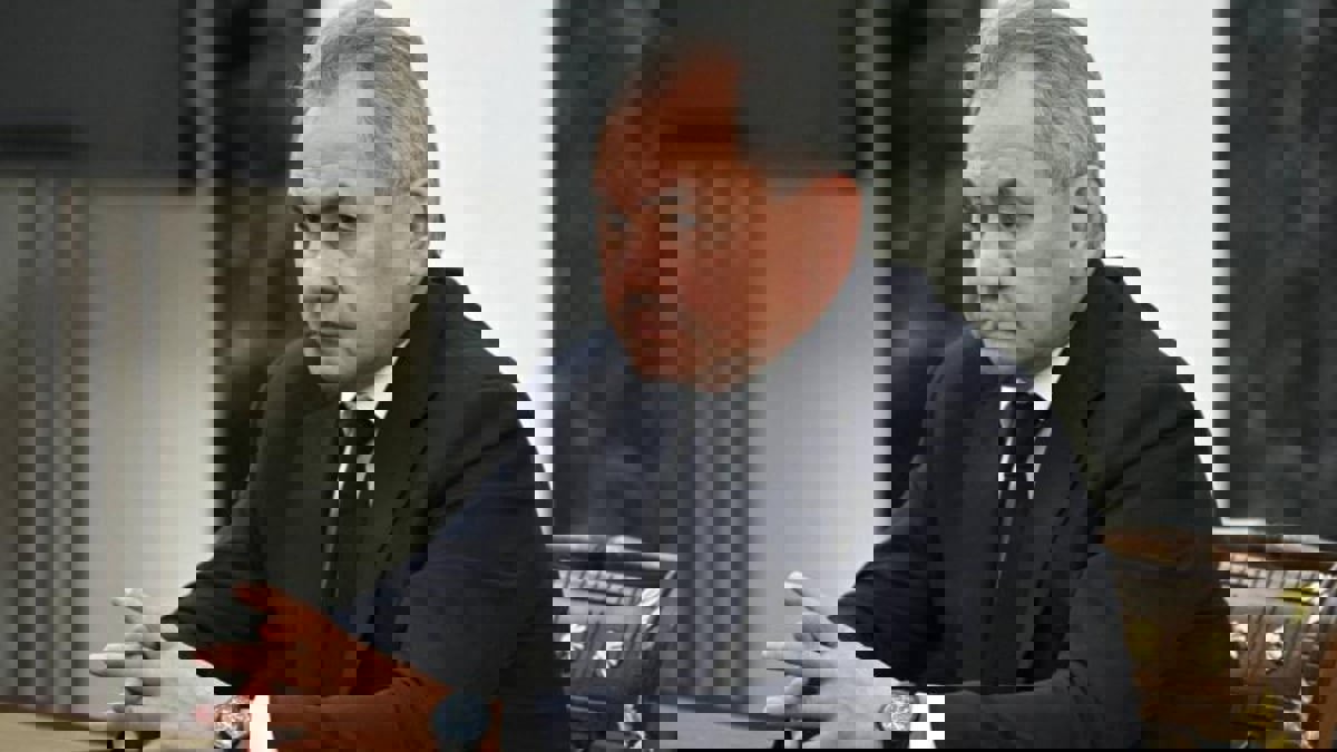 وزير الدفاع الروسي المقال شويغو يتعرض لموقف محرج في الصين