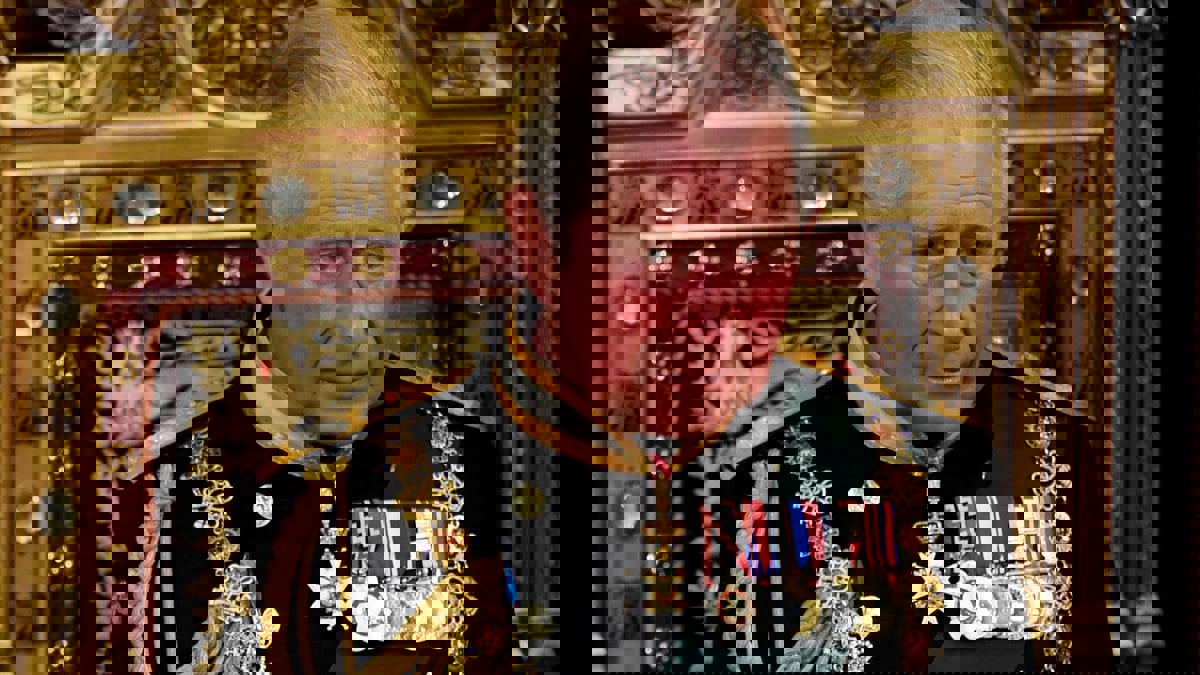 ما امتيازات الملك تشارلز الثالث؟