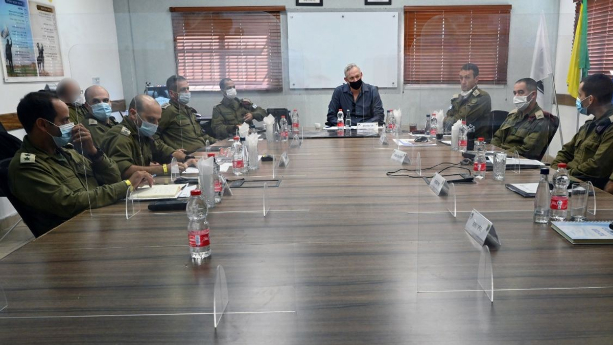 إسرائيل: لا مفر من الرد على الهجوم الإيراني على سفينة الشحن