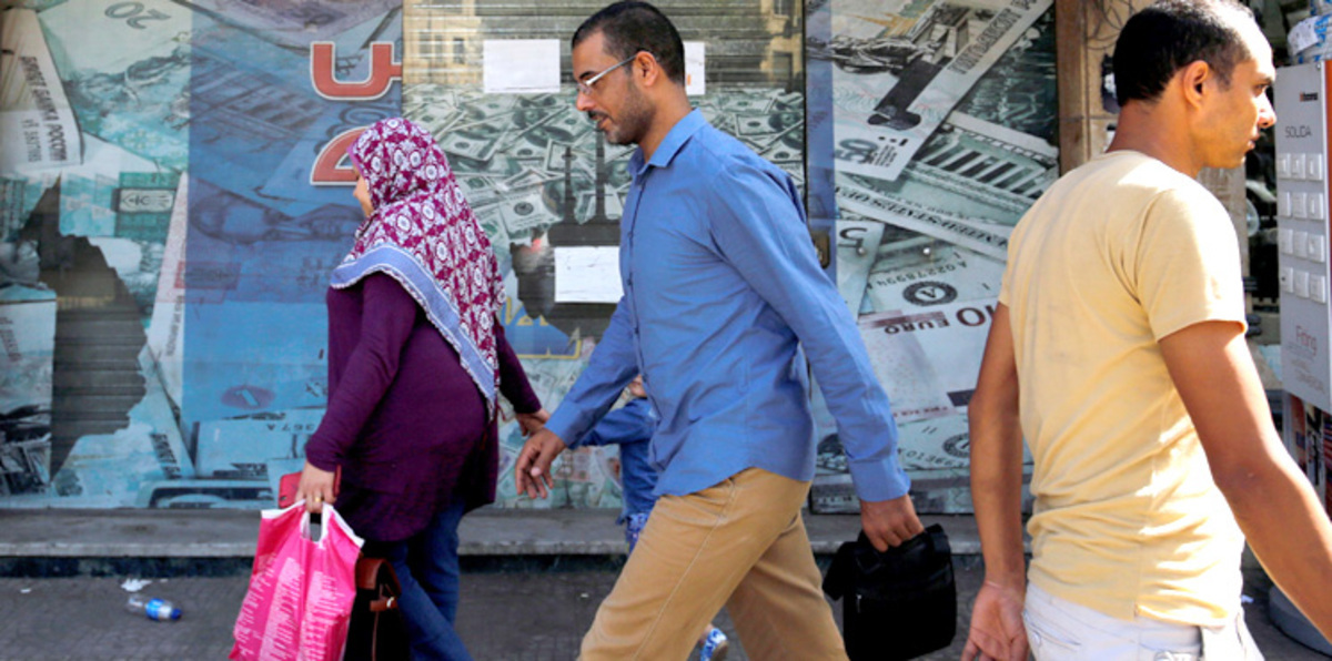 تدفقات الدولار في مصر.. هل تصب في صالح المستوردين أم زيادة الاحتياطي الأجنبي؟