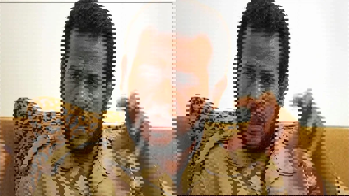 ما سر عودة عبد الحكيم بلحاج "المفاجئة" إلى ليبيا؟