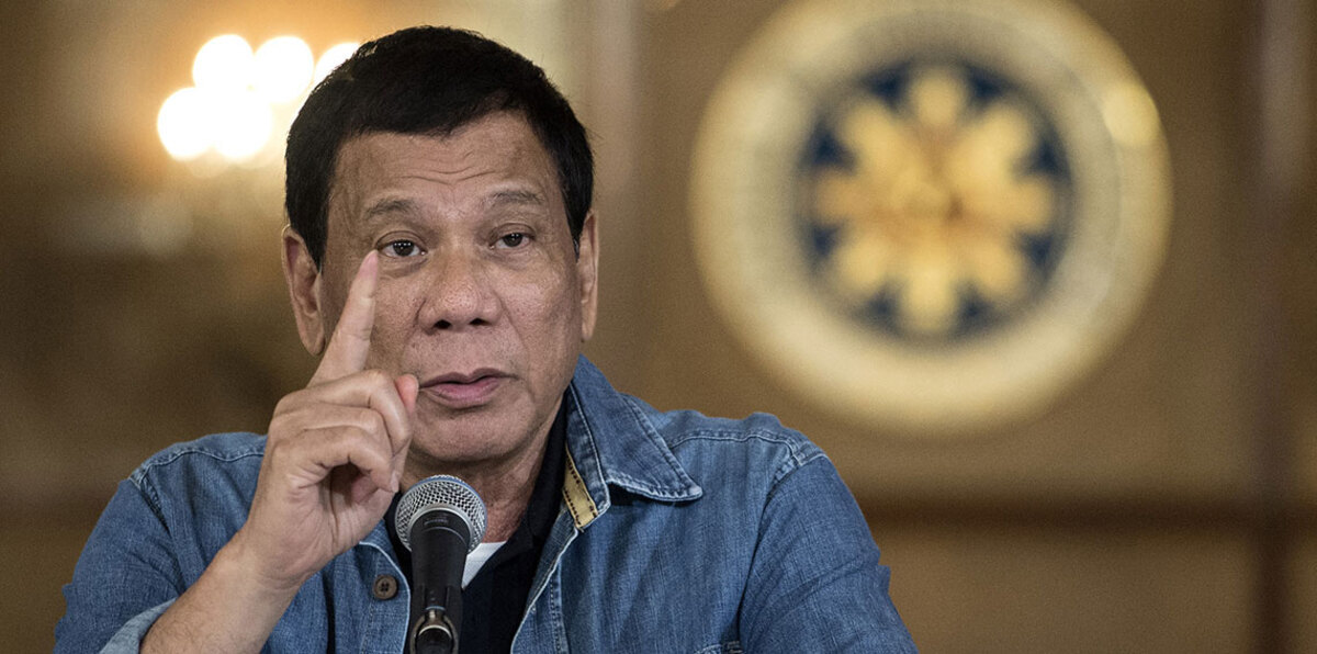 الرئيس الفلبيني ينفي طلب مساعدة أمريكية لإنهاء حصار مدينة مراوي