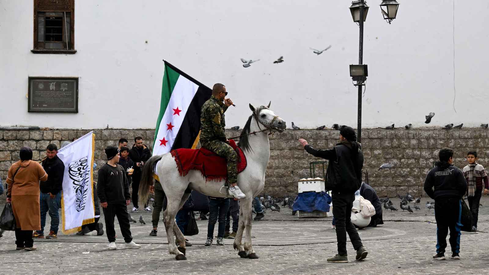 إسرائيل وسوريا.. هل يشعل ملف المعتقلين الفلسطينيين مواجهة جديدة؟