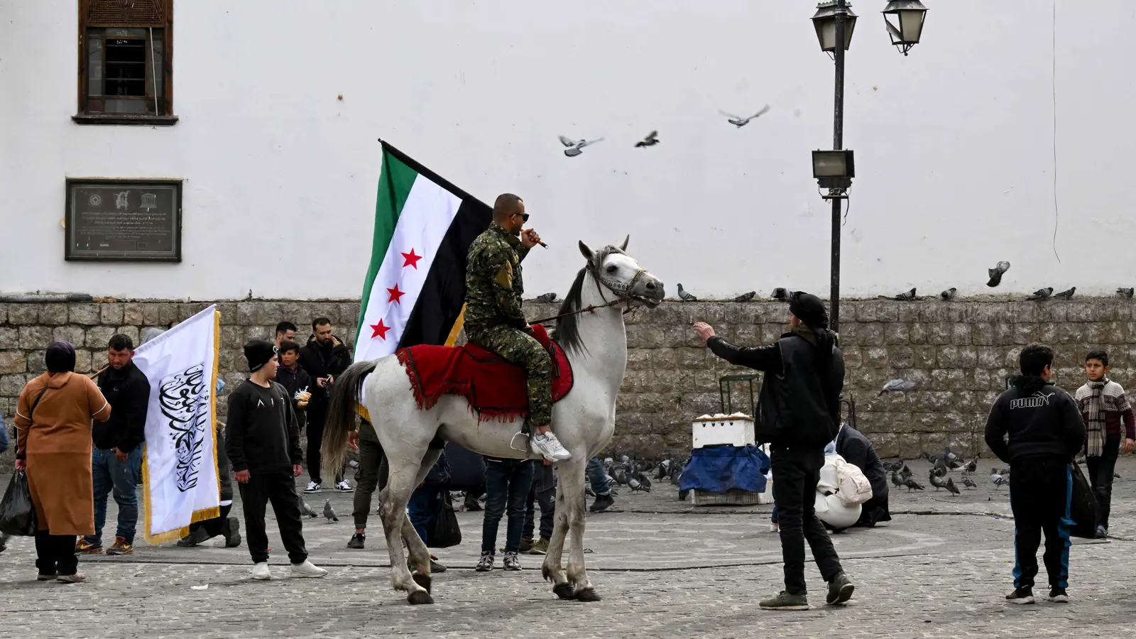 إسرائيل وسوريا.. هل يشعل ملف المعتقلين الفلسطينيين مواجهة جديدة؟