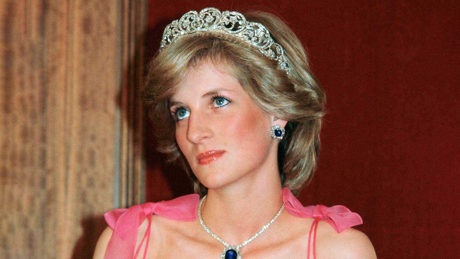 ما علاقة الأميرة ديانا بوسيطة تنبأت ارتباطها بالفايد؟