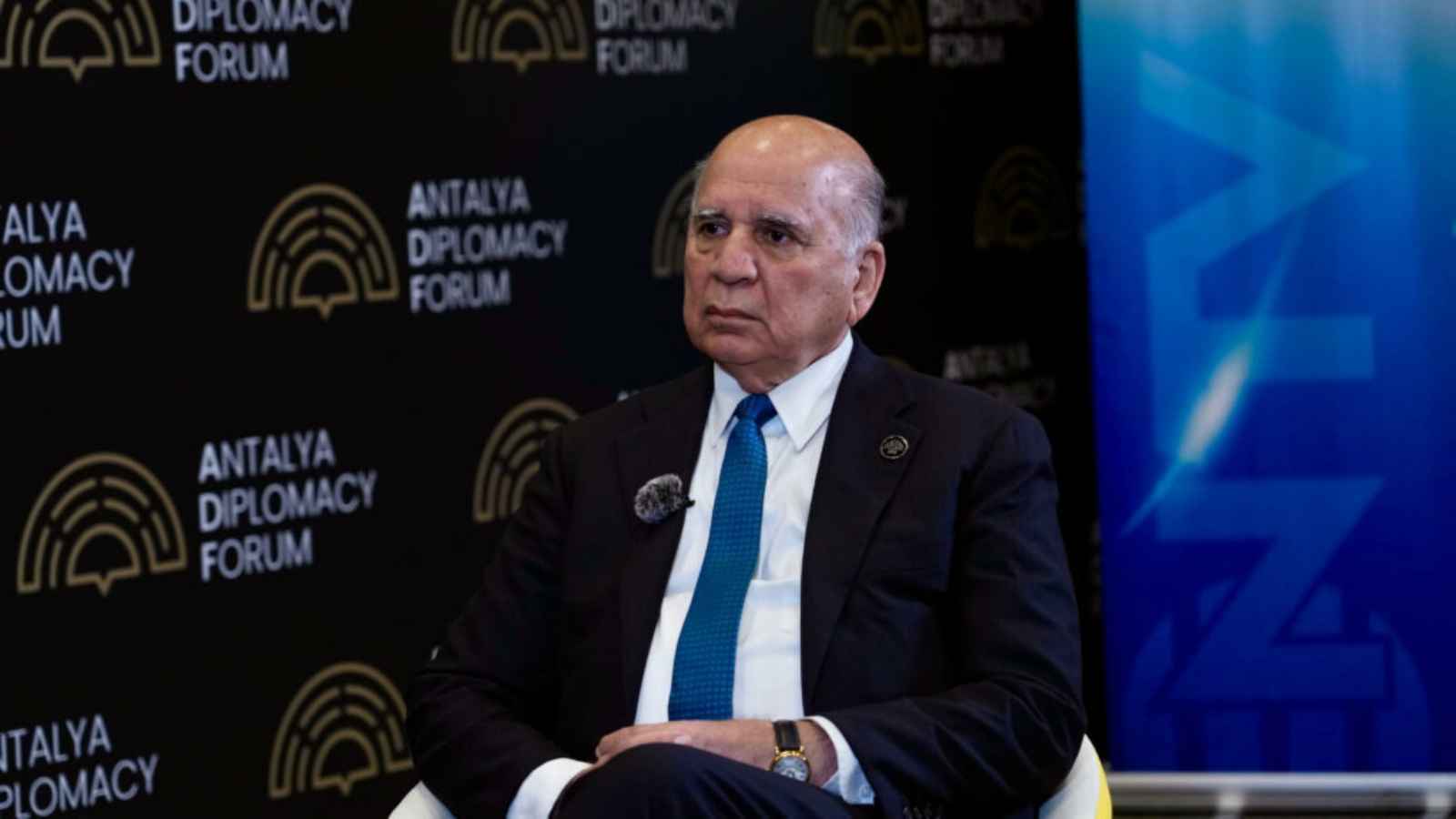 وزير خارجية العراق: استقرار سوريا مفتاح التهدئة بالمنطقة