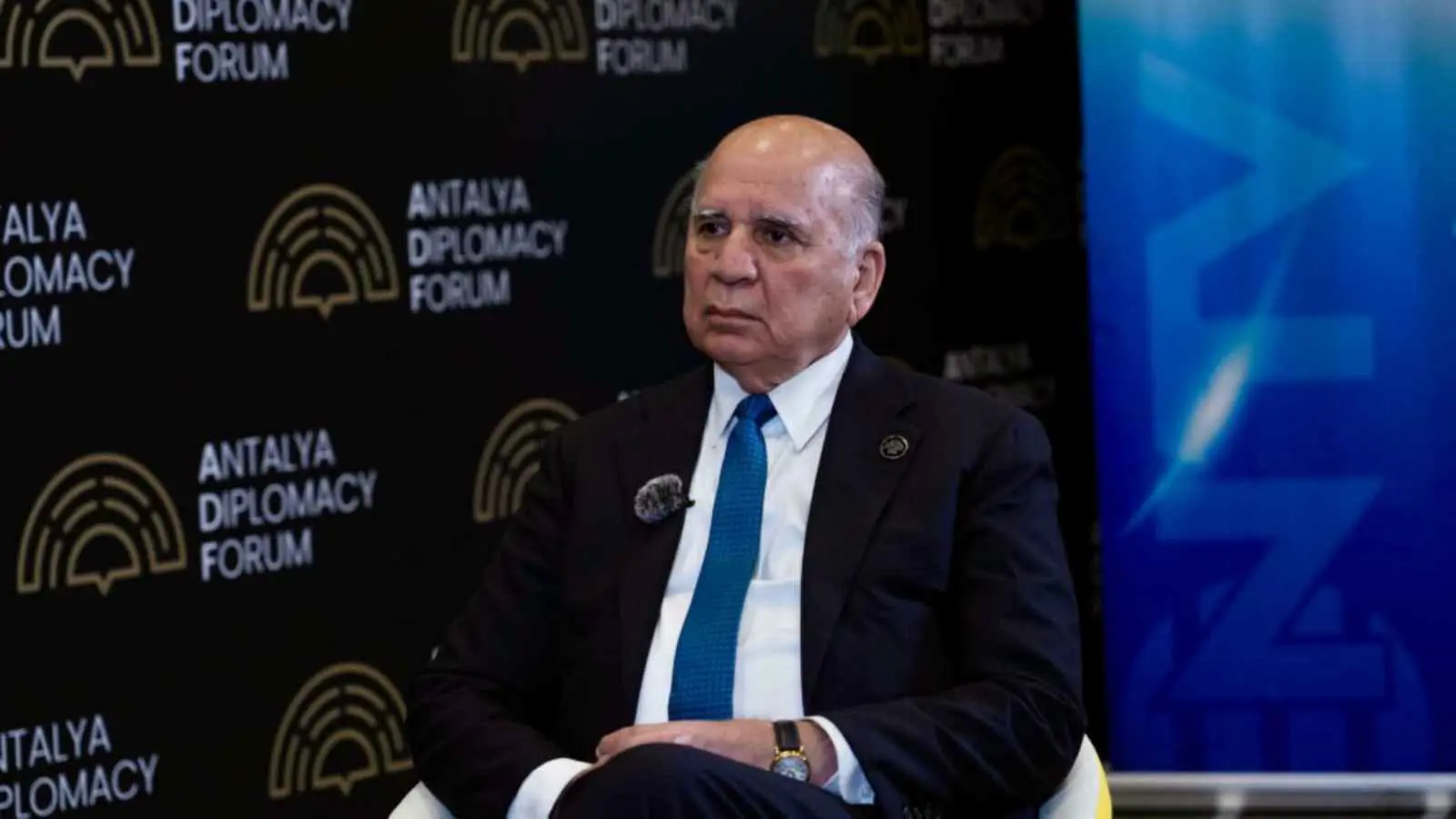 وزير خارجية العراق: استقرار سوريا مفتاح التهدئة بالمنطقة