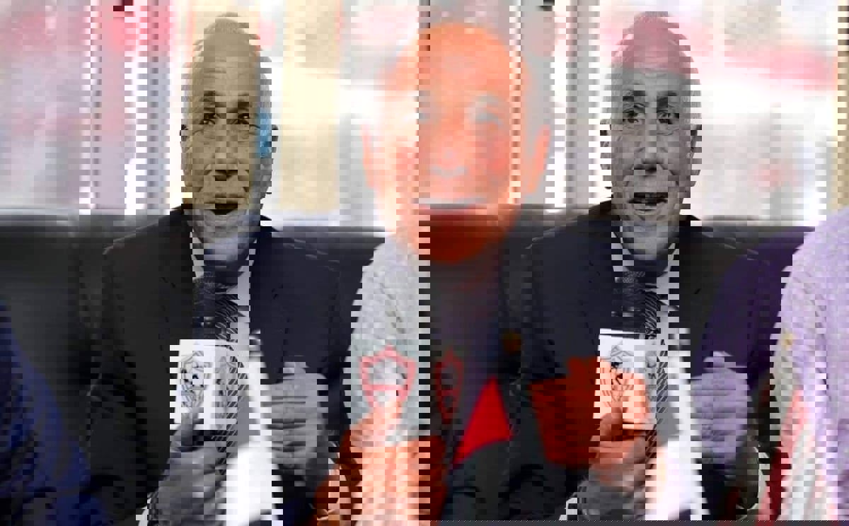 حسين لبيب يكذب تصريحات مرتضى منصور بشأن التواصل بينهما