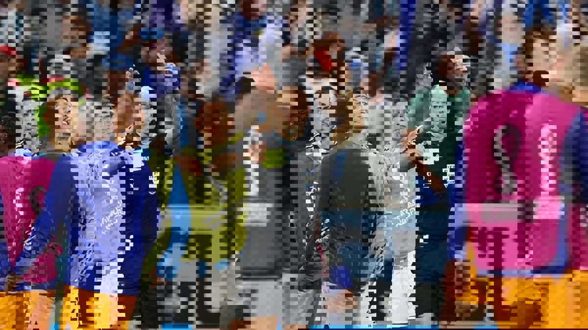 ماتيو لاهوز يسجل رقمًا قياسيًا بعدد البطاقات الملونة في كأس العالم بعد مباراة الأرجنتين وهولندا