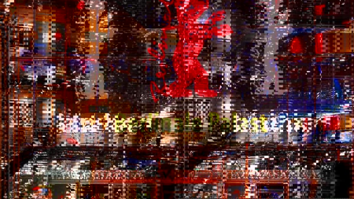 "برلين السينمائي" يعود للعروض الحية بـ"كثير من الحب وقليل من السياسة"