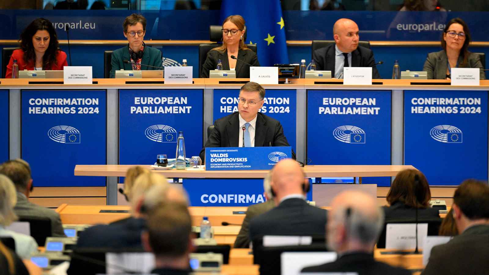 البرلمان الأوروبي.. اليمين واليسار يتصارعان بشأن "الأونروا"