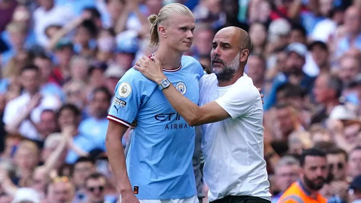 غوارديولا ساخرًا من تقارير حسم مانشستر سيتي للدوري الإنجليزي: نلعب من أجل 111 نقطة