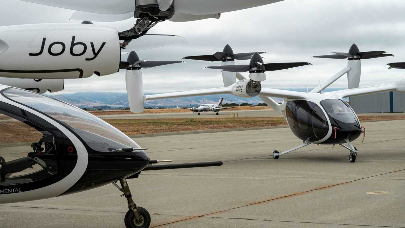 "أوبر" تحلّق.. هليكوبتر وسيارات جوية كهربائية قريباً عبر التطبيق