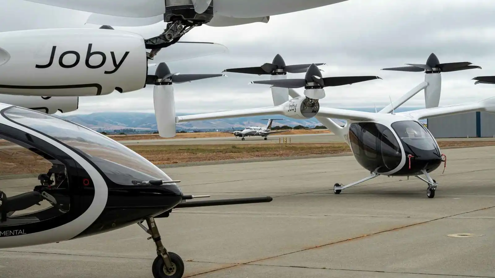 "أوبر" تحلّق.. هليكوبتر وسيارات جوية كهربائية قريباً عبر التطبيق