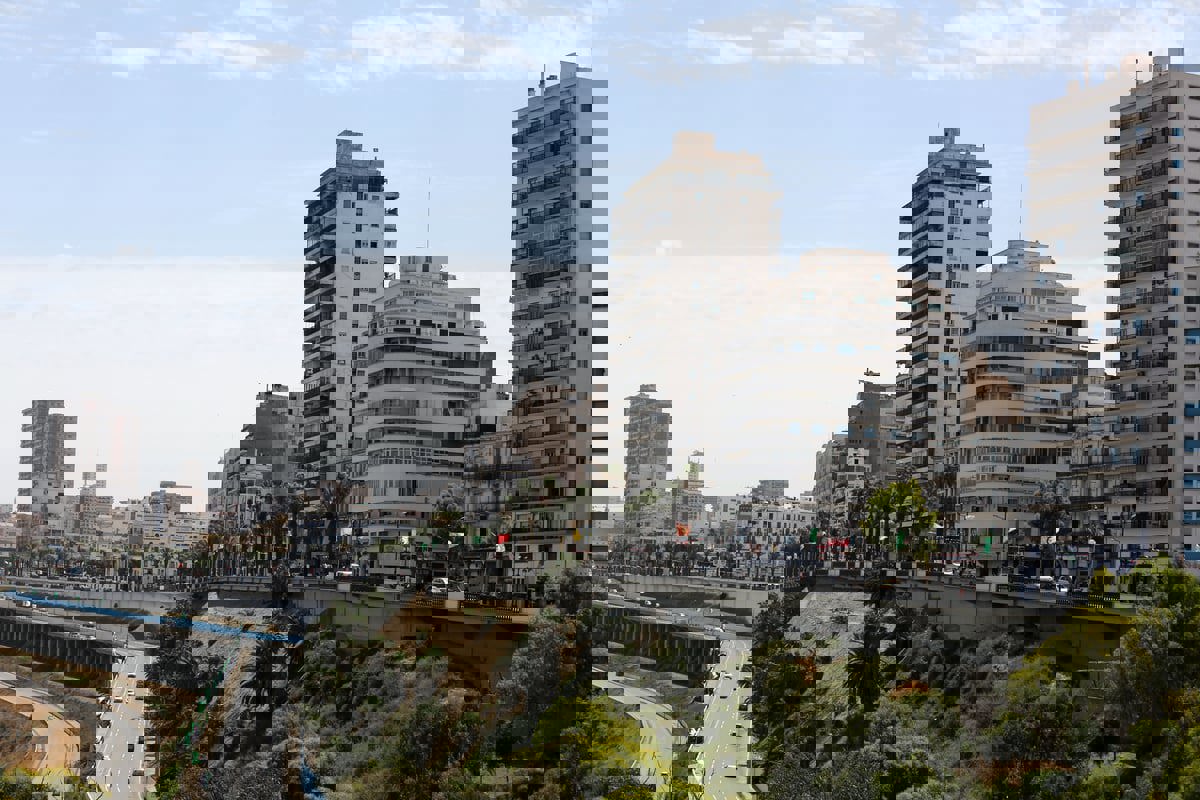 الجزائر.. سحر الطبيعة وأنشودة التاريخ في مدينة البهجة والنوارس (فيديو إرم)