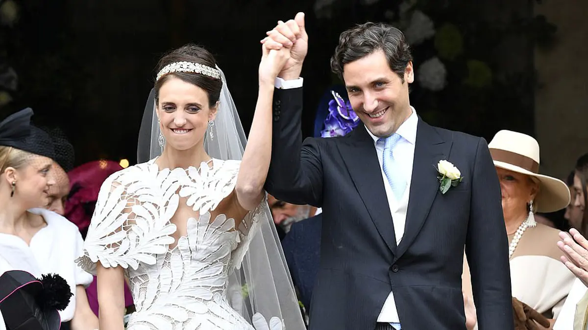 زواج وريث "نابليون بونابرت" من الكونتيسة أولمبيا في حفل فخم بباريس (صور)