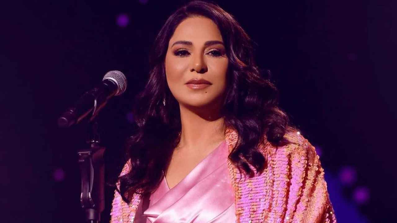 بعد سحب جنسيتها.. "رسالة حادة" من فجر السعيد لنوال الكويتية