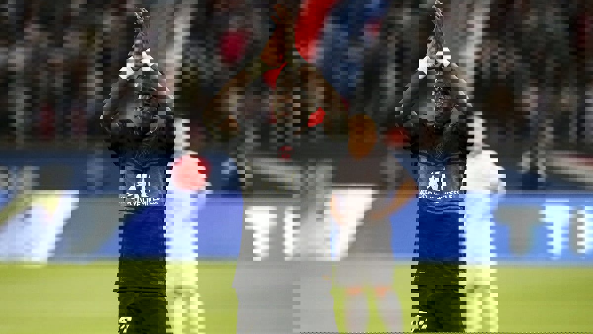 أندية سعودية تدعم إدريسا غانا لاعب باريس سان جيرمان