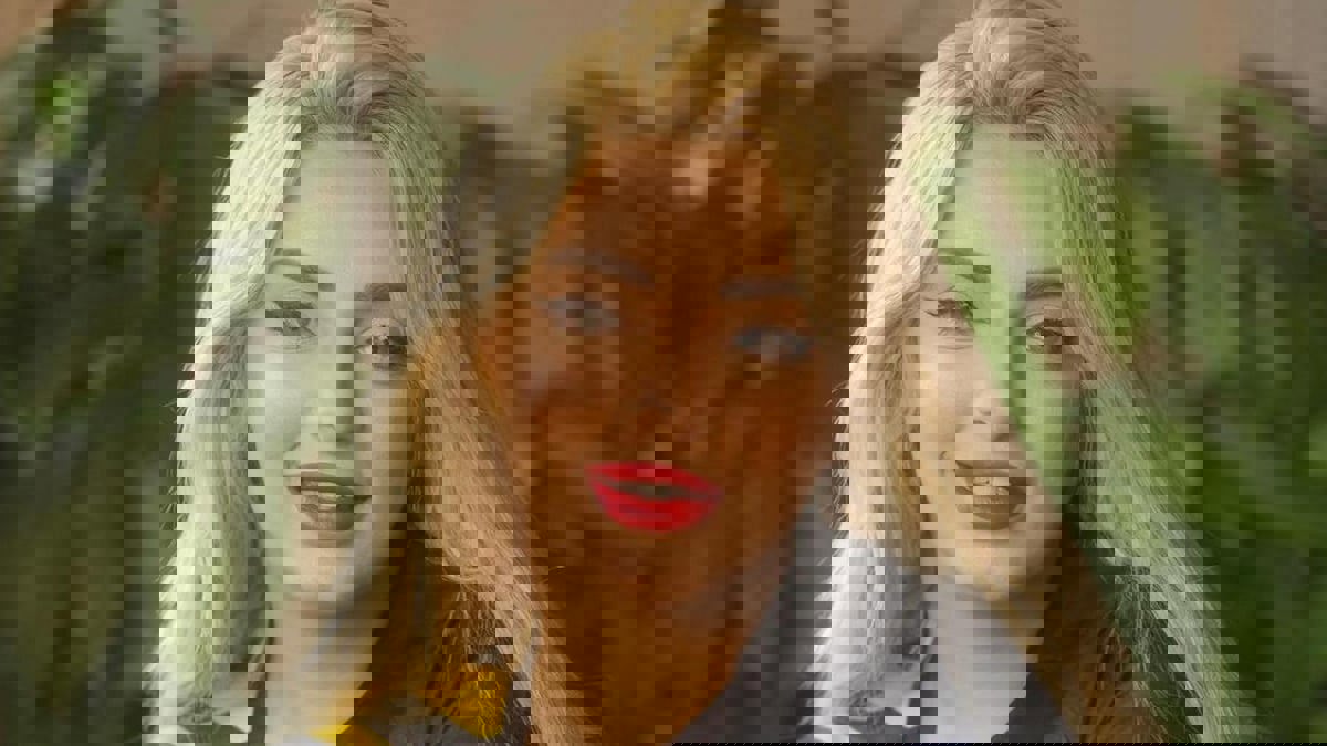 إيقاف برنامج مي حلمي وإحالتها للتحقيق بعد إساءتها لأحمد صالح