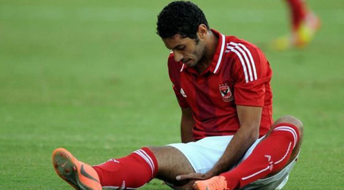 الأهلي يمنح عبد الفضيل فرصة أخيرة قبل الاستغناء عنه