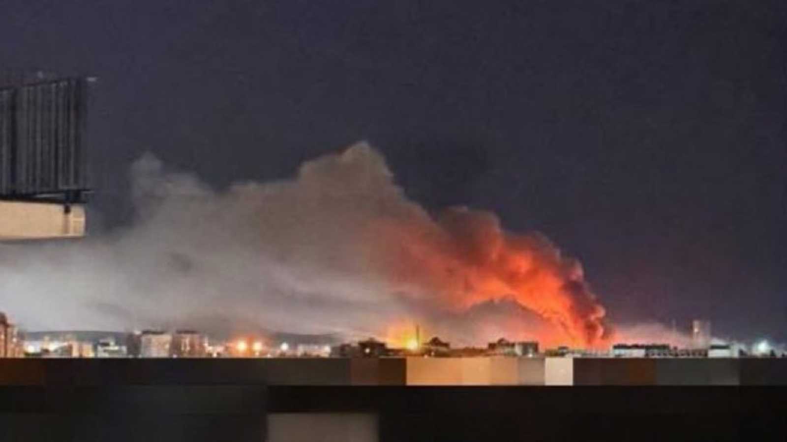 3 قتلى في هجوم روسي واسع على العاصمة الأوكرانية (فيديو)