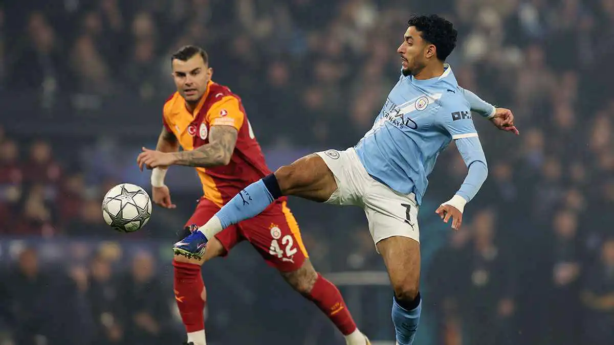 5 أسباب.. لماذا يحلم برشلونة بخطف عمر مرموش؟