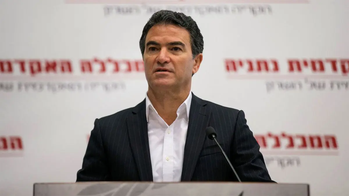 رئيس الموساد السابق يوسي كوهين: "إيران بعيدة عن إنتاج قنبلة نووية"