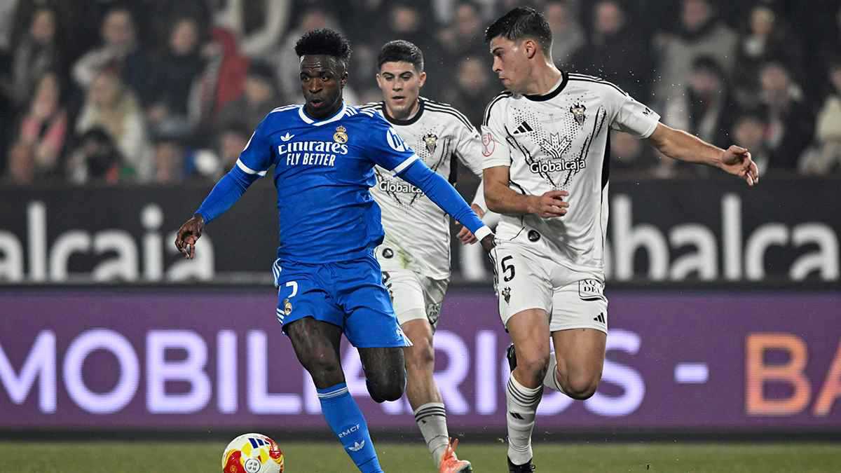 ليكن لديكم بعض الحياء.. جماهير ريال مدريد تهاجم نجمي الفريق 