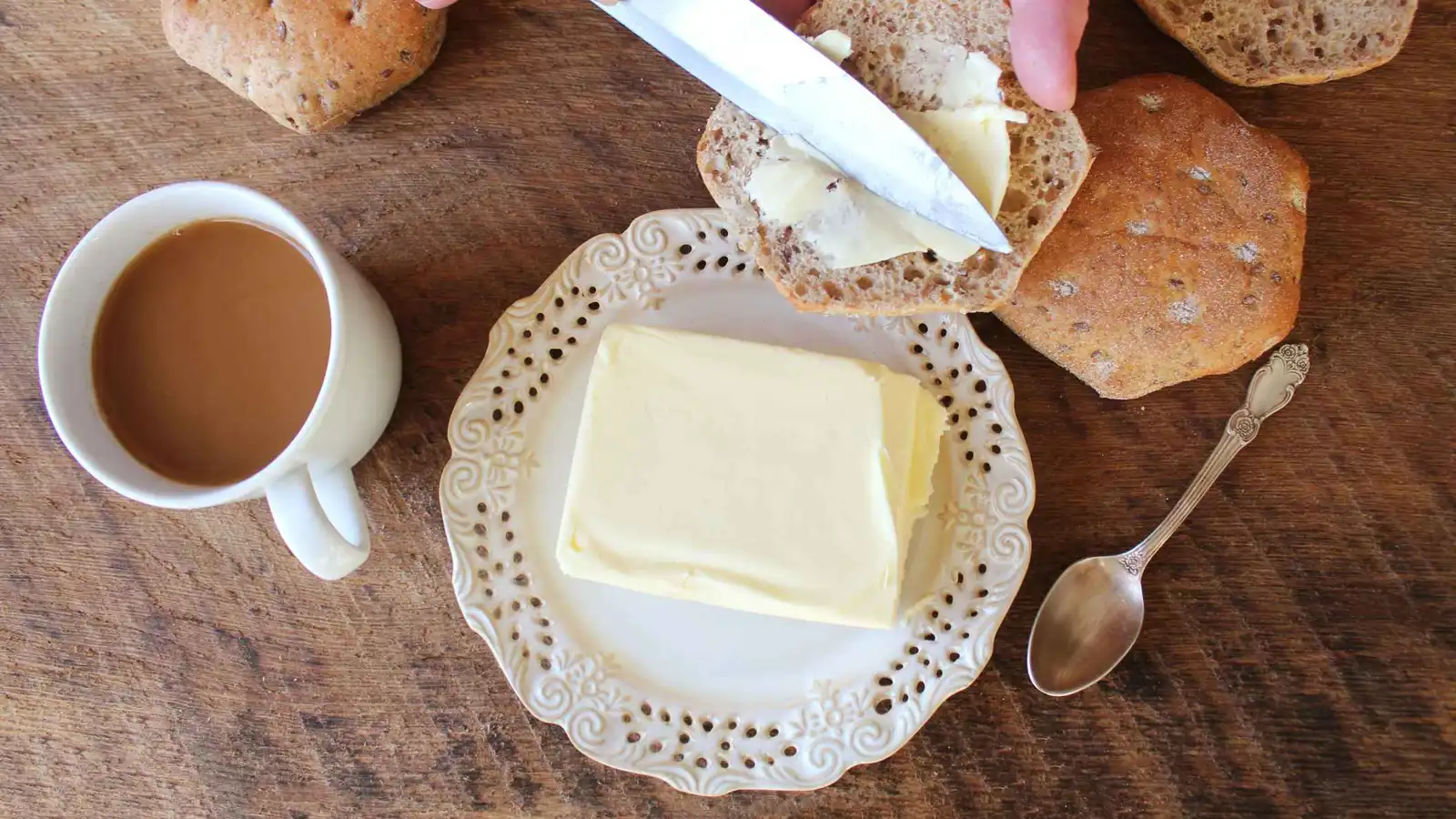 بين الحقائق والشائعات.. هل الزبدة حقاً عدو للقلب؟