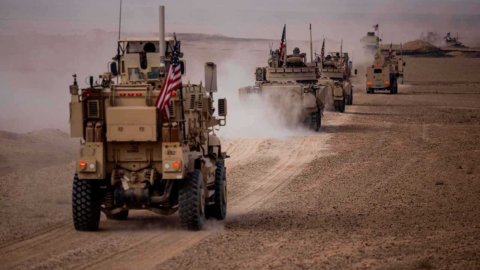 المرصد السوري: تعزيزات عسكرية للتحالف الدولي في قاعدة "قسرك"