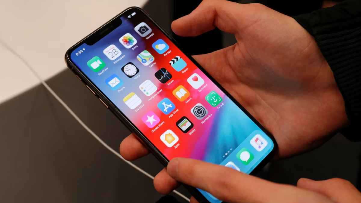 هجمات أمنية "مجهولة" تُجبر أبل وغوغل على إطلاق تحديثات طارئة‎