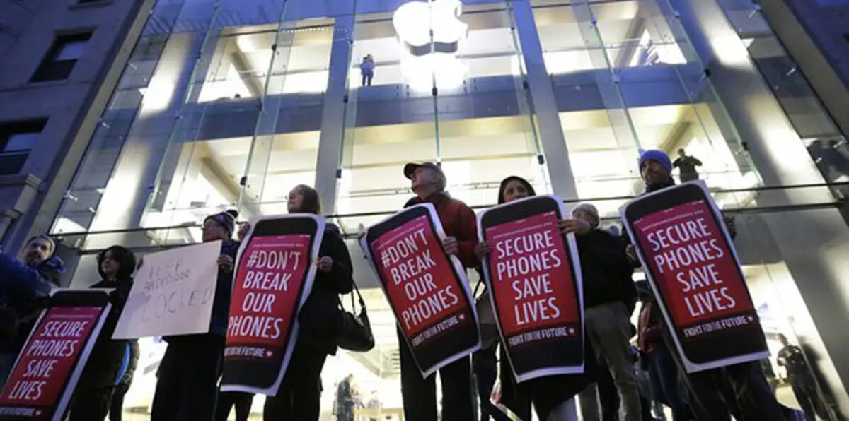 ماذا سيحدث لو خسرت "أبل" معركتها مع "FBI"؟