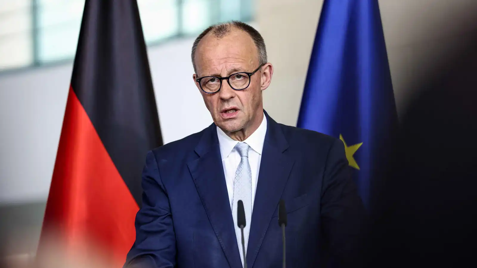 "صديقنا الأول".. سفير إسرائيلي ينتقد هجوم سموتريتش على ألمانيا