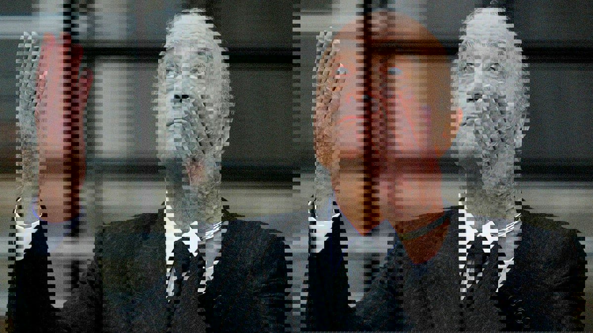 من هو رجل الأعمال المصري محمد الفايد؟