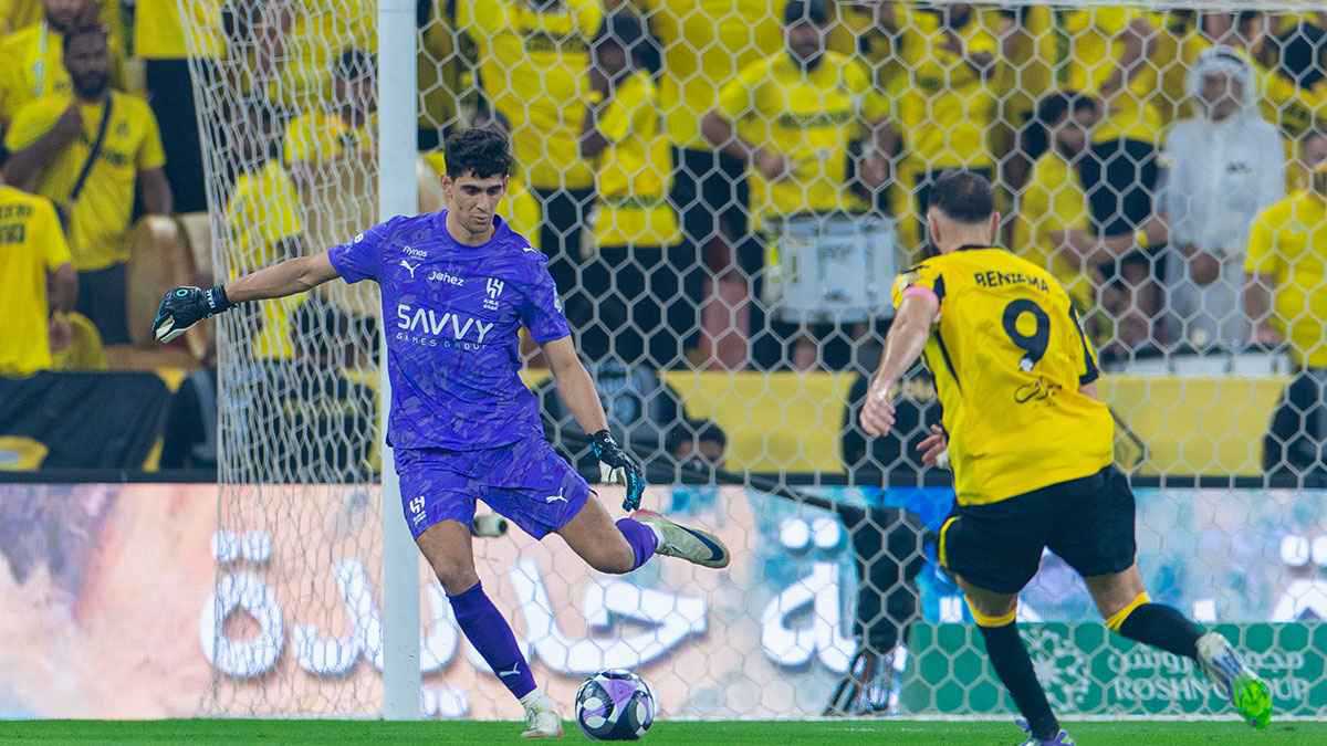 محمد نور: الهلال ثابت والبقية متحركون (فيديو)