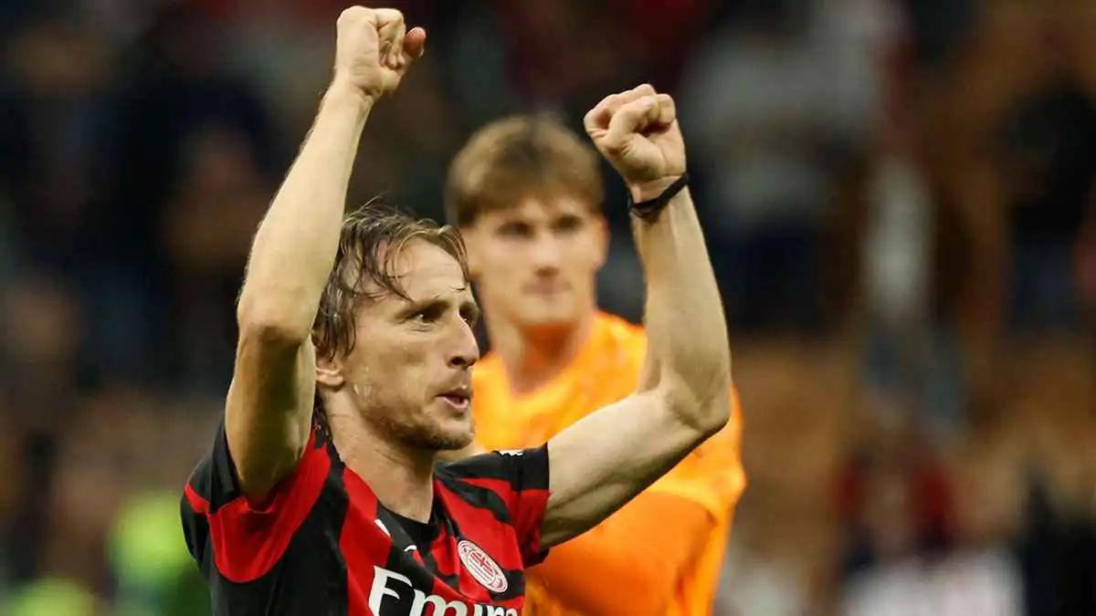 لم تظهر على الشاشات.. تصرّف صادم من لاوتارو تجاه مودريتش (فيديو)